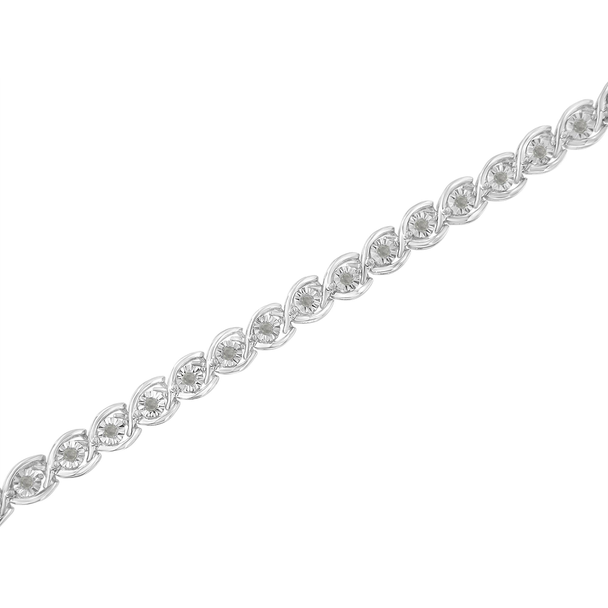 1/2 Cttw Diamond Criss-Cross 7" Link Bracelet (I-J Color, I2-I3 Clarity)