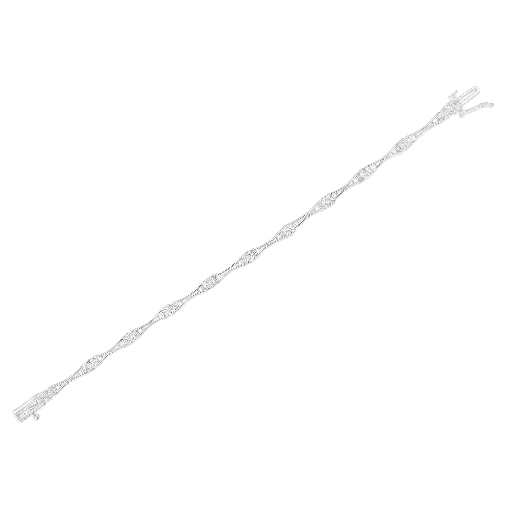 1/4 Cttw Diamond Flared-Bar 7" Link Bracelet (I-J Color, I3 Clarity)